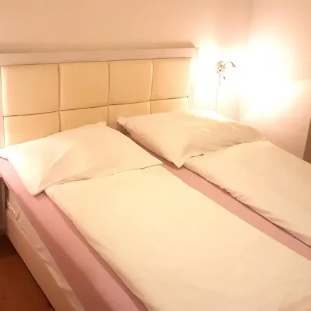 Sobieski District-1 Ring Apartments Vienna Room photo