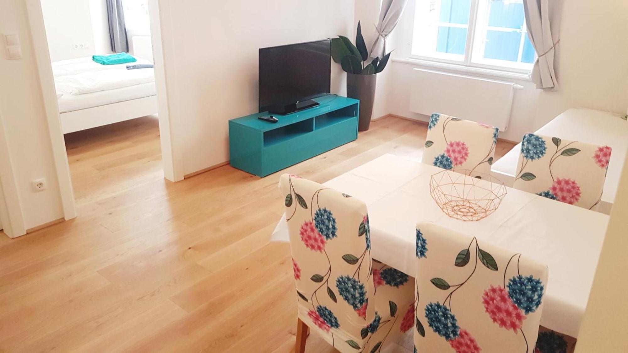Apartment Sobieski District-1 Ring Vienna