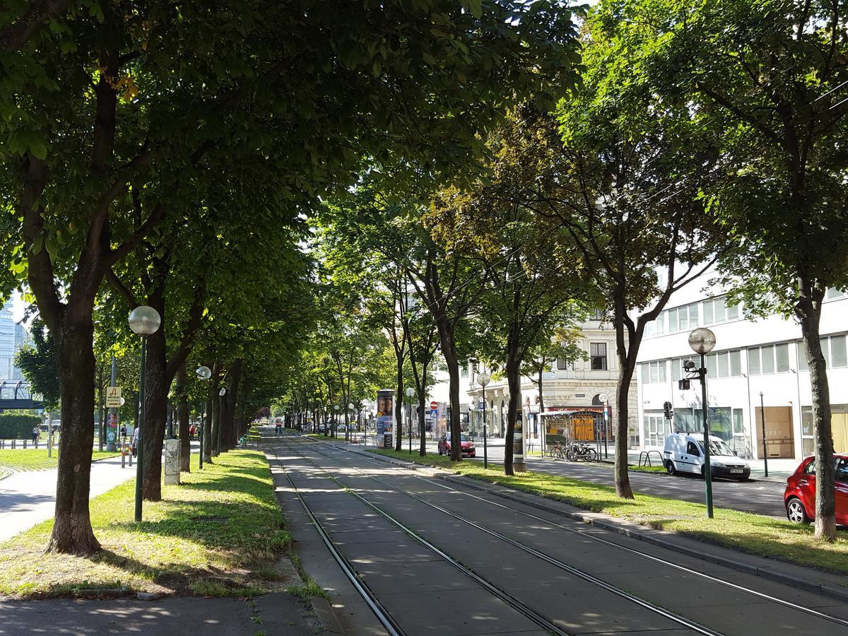 Sobieski District-1 Ring Apartment Vienna